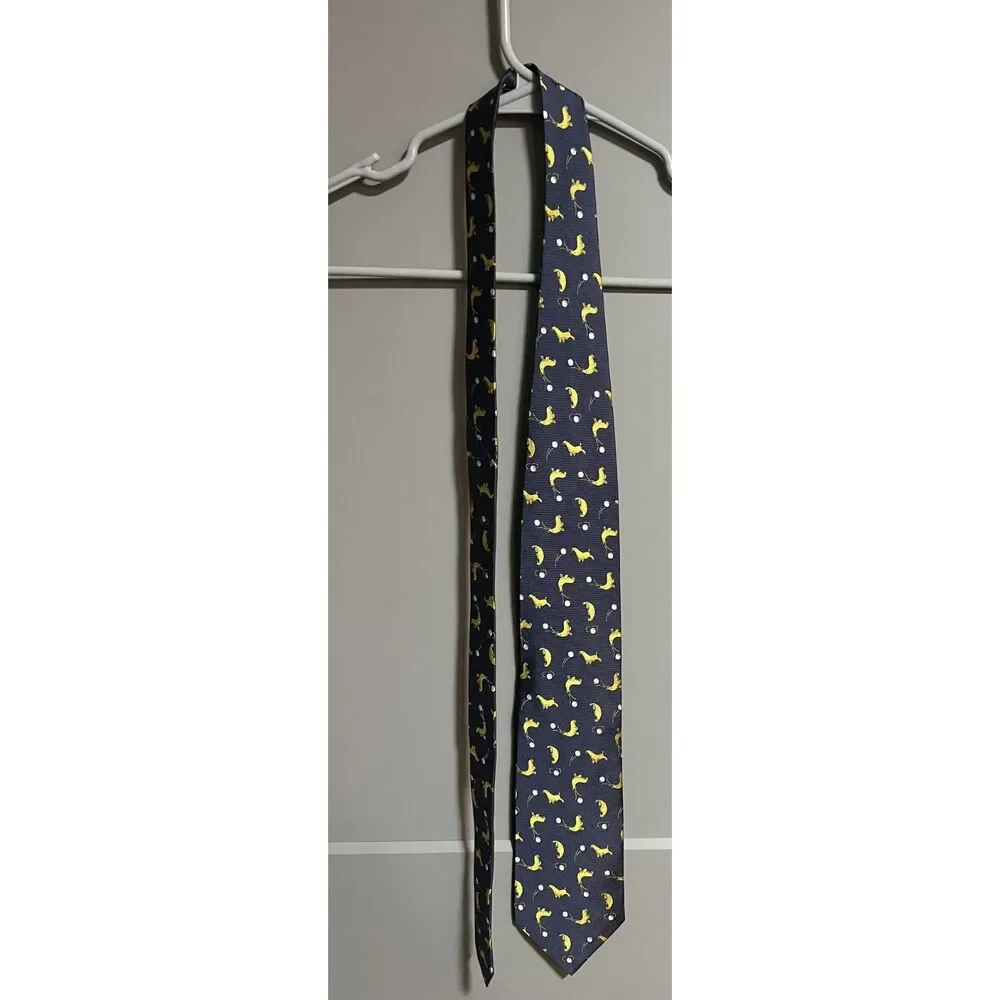 Korean Air 100% Silk Novelty Seal Print Tie Blue